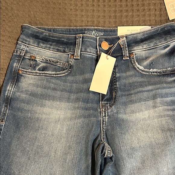 Maurices Everyday Super Skinny Jeans - Light Blue - Picture 4 of 4